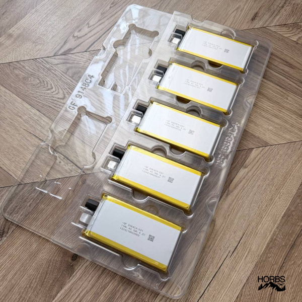 Аккумулятор Li-ion Semi Solid Horbs Battery 3.7V 11Ah 8&times;65&times;125 мм для дронов HB-150-STO фото