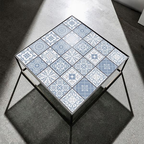 Самоклеящаяся ПВХ плитка 10 шт 20&times;20 см (0,4 м&sup2;) светло-голубая для стен и полов водонепроницаемая 2632 фото