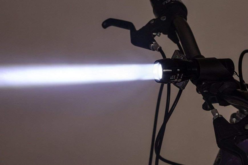 Велосипедный фонарь на руль LED алюминиевый черный с зумом (XJ3861) 2795 фото